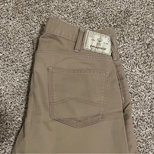 Patagonia performance twill means jeans 34x30 tan